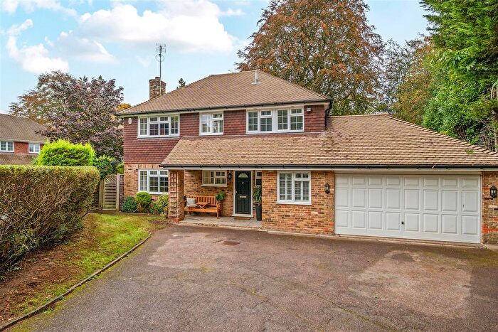 4 Bedroom Detached House For Sale In Chesters Road, Camberley, GU15