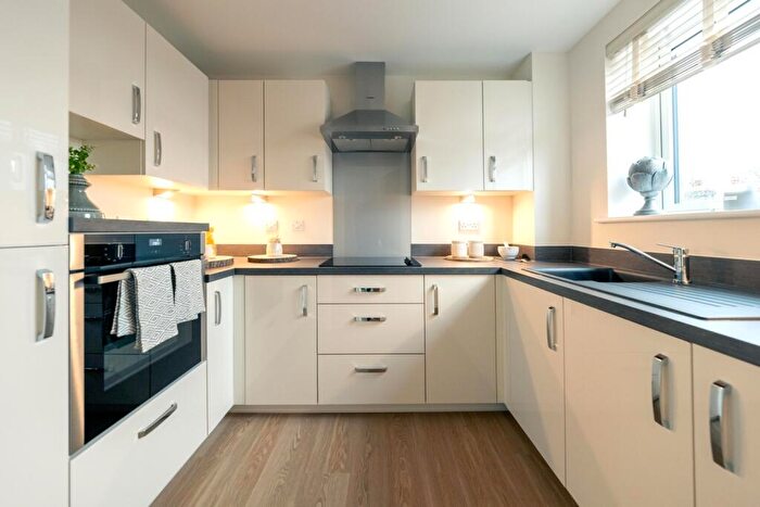 1 Bedroom Retirement Property To Rent In Endless Street, Salisbury, Wiltshire, SP1