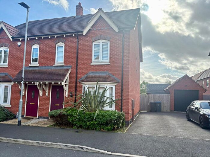 3 Bedroom Semi-Detached House For Sale In Gloster Road, Lutterworth, LE17