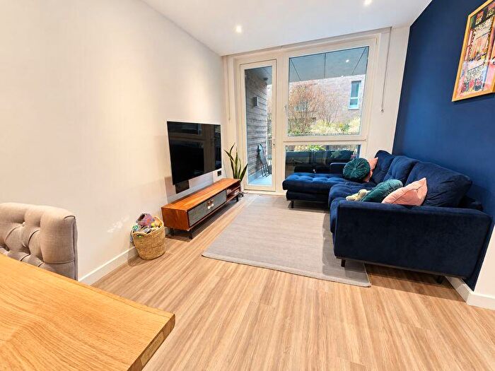 1 Bedroom Apartment For Sale In Stamford Road, Tottenham, N15
