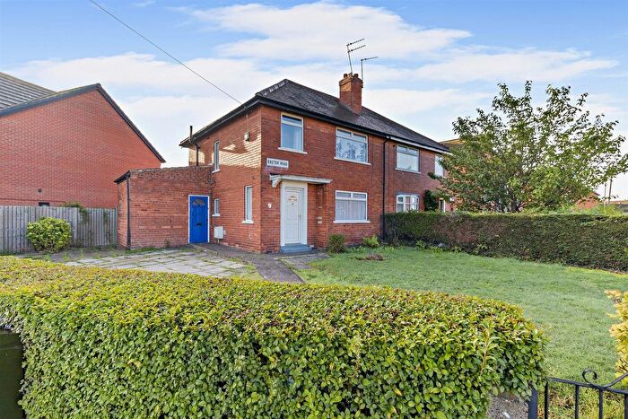 3 Bedroom Semi-Detached House For Sale In Exeter Road, Doncaster, DN2