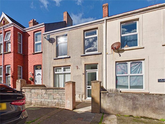 3 Bedroom Terraced House For Sale In Dewsland Street, Milford Haven, Pembrokeshire, SA73