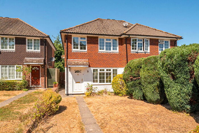 3 Bedroom Semi-Detached House For Sale In Gilbard Court, Chineham, RG24