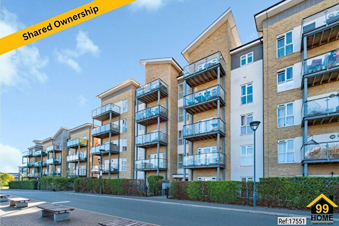 2 Bedroom Flat For Sale In Hyde Lodge, West Drayton, Greater London, UB7