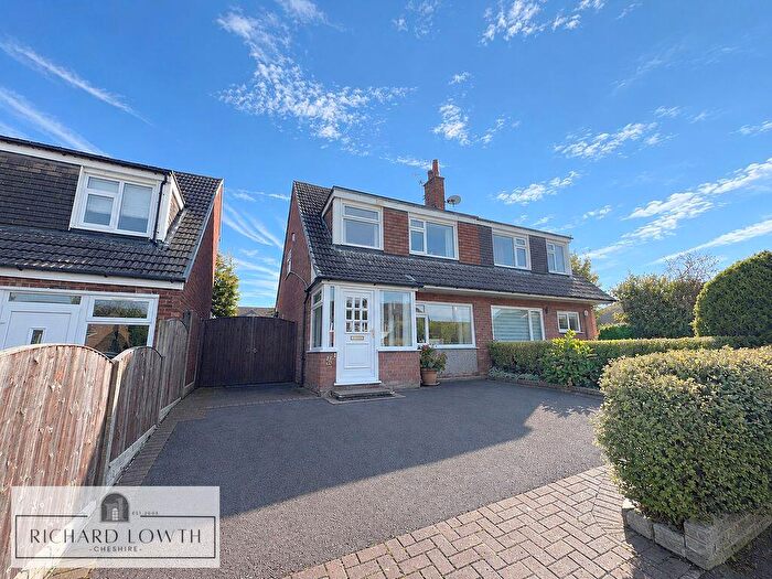 3 Bedroom Semi-Detached House For Sale In Yew Tree Lane, Poynton, SK12
