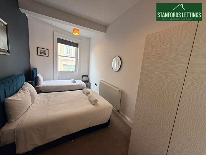 1 Bedroom Maisonette To Rent In Room, A Western Road, Brighton, BN3