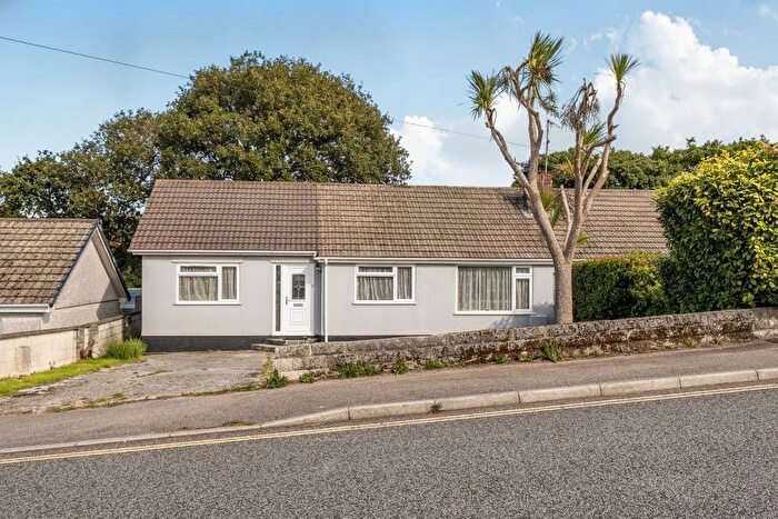 4 Bedroom Semi-Detached House For Sale In Green Lane, Penryn, TR10