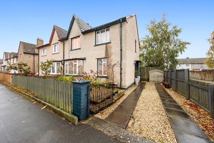 4 Bedroom Semi-Detached House For Sale In Stirling Road, Fallin, Fallin, FK7