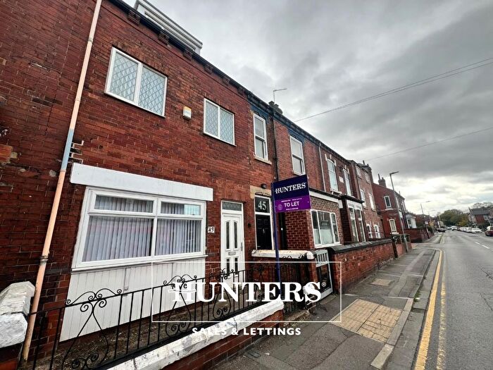 4 Bedroom Terraced House To Rent In Beancroft Road, Castleford, WF10