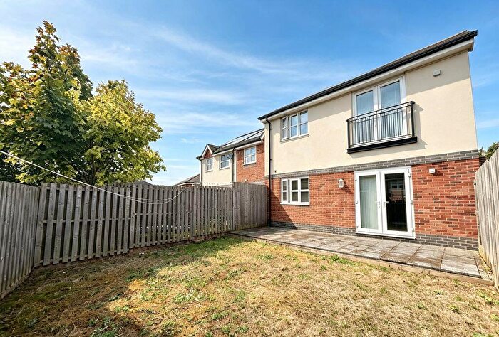 2 Bedroom Apartment For Sale In Lon Parciau, Llandudno Junction, LL31