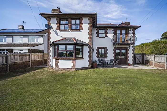4 Bedroom Detached House For Sale In The Downs, St. Nicholas, CF5