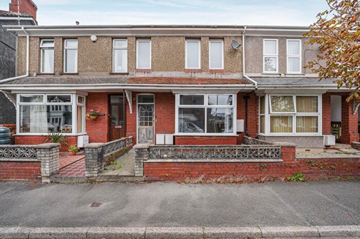 1 Bedroom Flat For Sale In Fenton Place, Porthcawl, CF36