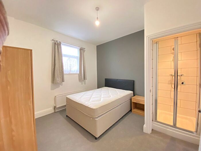6 Bedroom Property To Rent In Edwin Street, Gravesend, Kent, DA12
