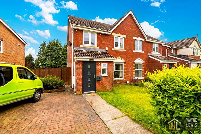3 Bedroom Semi-Detached House For Sale In Blaen Ifor, Energlyn, Caerphilly, CF83