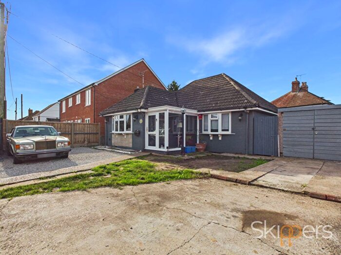 2 Bedroom Detached Bungalow For Sale In Eastern Road, Lydd, TN29