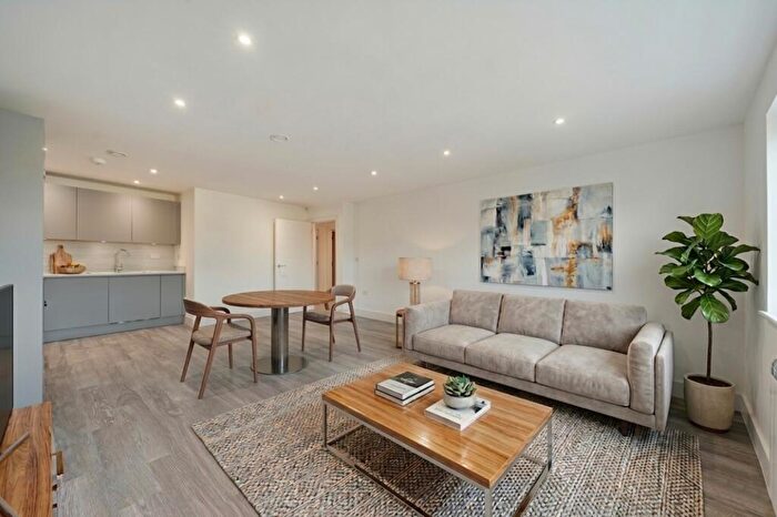 1 Bedroom Flat To Rent In Croydon Road Beckenham, BR3