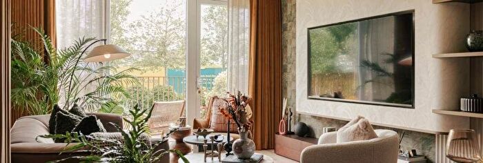 2 Bedroom Flat For Sale In Grand Union, Beresford Avenue, Wembley, HA0