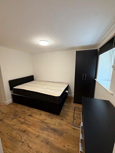 1 Bedroom Studio To Rent In Bath Street, Huddersfield, HD1
