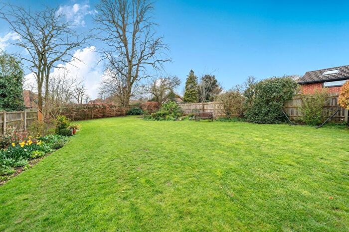4 Bedroom Detached House For Sale In Gaston Lane, South Warnborough, RG29
