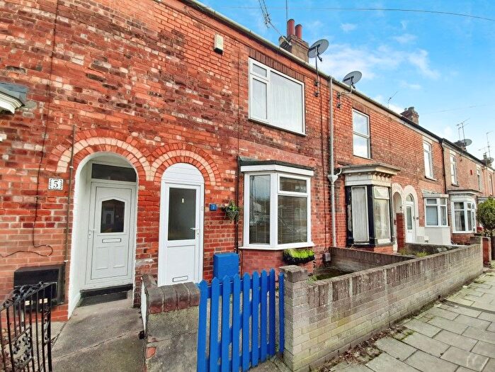 2 Bedroom Terraced House For Sale In Drake Street, Gainsborough, Lincolnshire, DN21