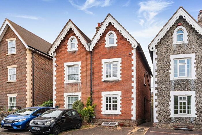 4 Bedroom Semi-Detached House For Sale In Nightingale Road, Guildford, GU1