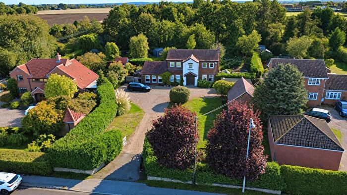 4 Bedroom Detached House For Sale In Haxey Lane, Haxey, DN9