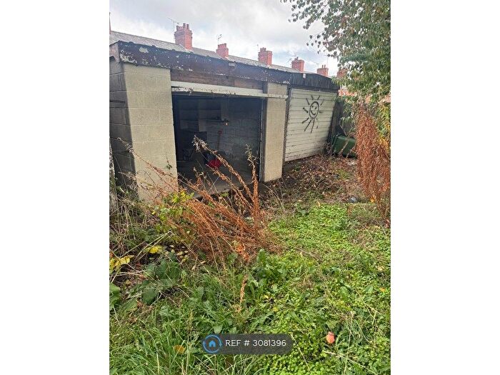 2 Bedroom Terraced House To Rent In Old Mold Road, Wrexham, LL11