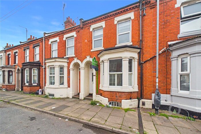 3 Bedroom Terraced House To Rent In Derby Road, Abington, Northamptonshire, NN1