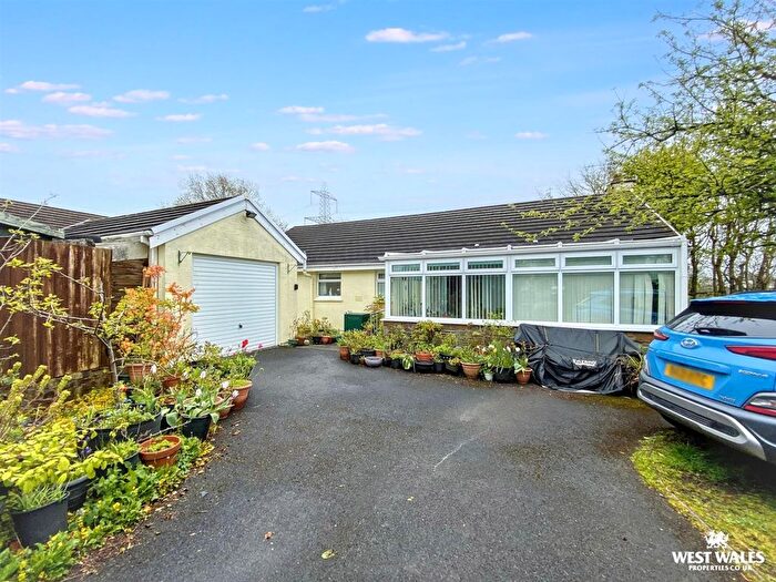 4 Bedroom Detached Bungalow For Sale In Jeffreyston, Kilgetty, SA68