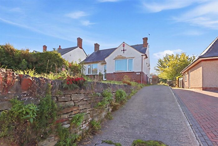 2 Bedroom Detached Bungalow For Sale In Chesterfield Road, Brimington, Chesterfield, S43