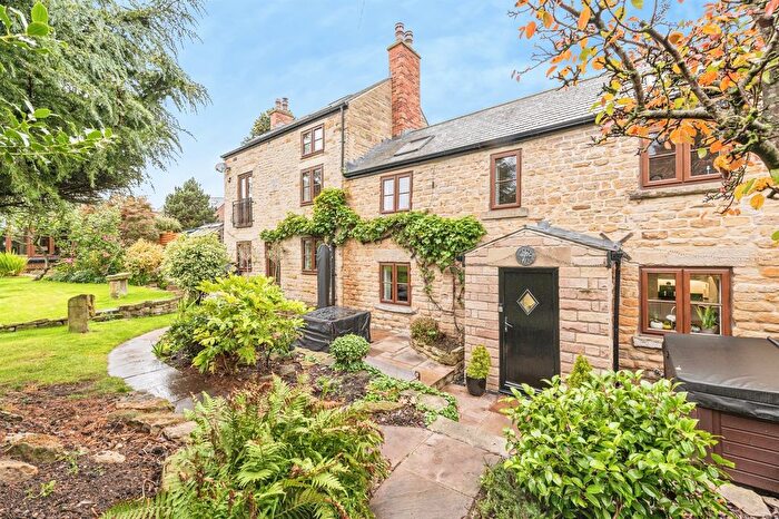 3 Bedroom Detached House For Sale In Brandy Carr Road, Kirkhamgate, Wakefield, WF2