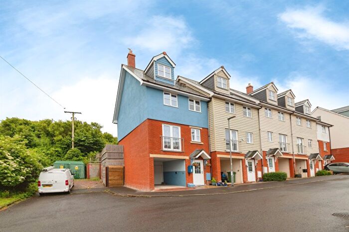 4 Bedroom End Of Terrace House For Sale In West Street, Watchet, TA23