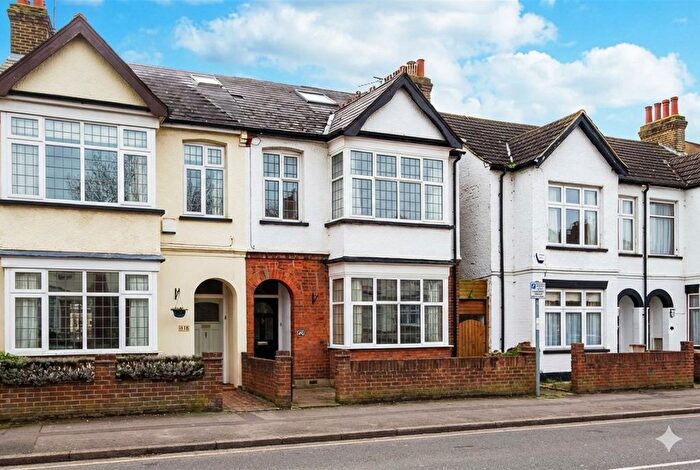 6 Bedroom Semi-Detached House For Sale In Bellclose Road, West Drayton, UB7