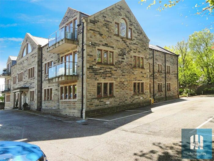 2 Bedroom Apartment To Rent In Maple Gardens, Birkby Road, Birkby, Huddersfield, HD2