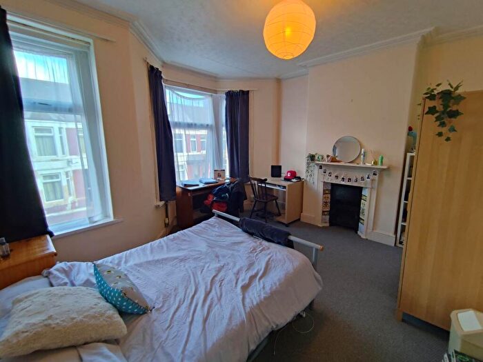 4 Bedroom House To Rent In Brithdir Street, Cathays, Cardiff, CF24