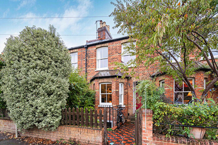 3 Bedroom Terraced House For Sale In Leckford Road, Oxford, OX2