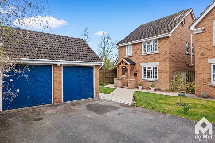 3 Bedroom Detached House For Sale In Appleton Avenue, The Reddings, GL51