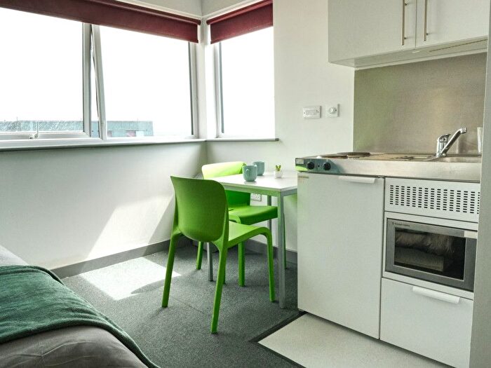 1 Bedroom Studio To Rent In Spark Street, Stoke-On-Trent, ST4