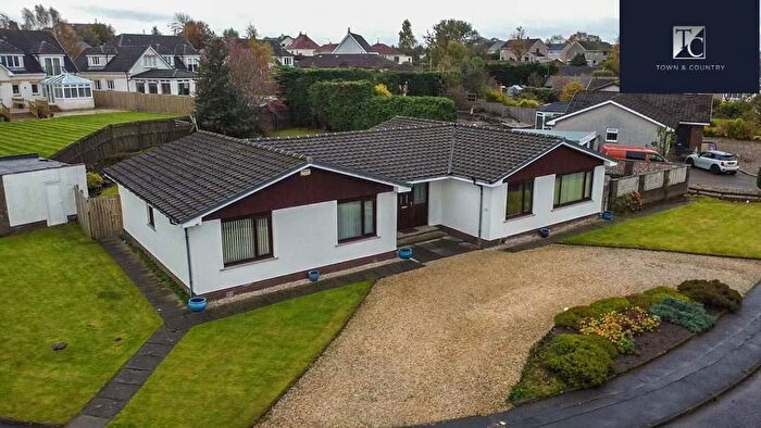 4 Bedroom Detached Bungalow For Sale In Fraser Gardens, Kirkintilloch, G66