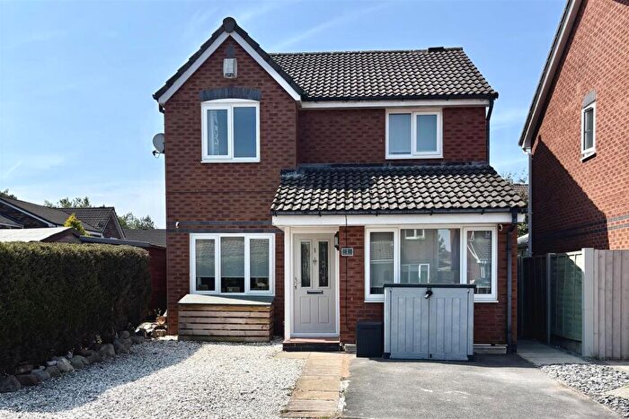 4 Bedroom Detached House For Sale In Bowland Close, Carnforth, LA5