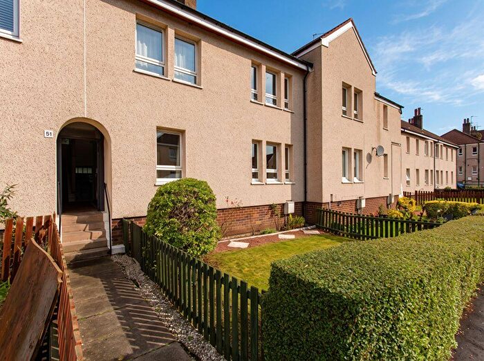 2 Bedroom Flat For Sale In / Bruce Road, Paisley, PA3