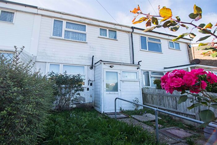 2 Bedroom House For Sale In Downland Avenue, BN10