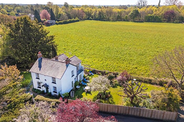 4 Bedroom Detached House For Sale In Neville Close, Waltham St Lawrence, Berkshire, RG10