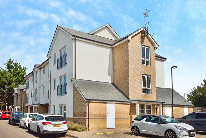2 Bedroom Flat For Sale In Louisa Oakes Close, London, E4