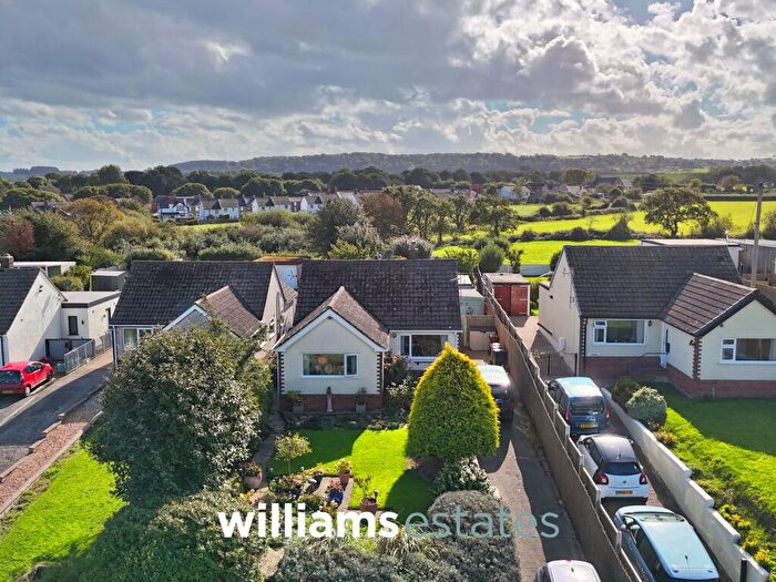 2 Bedroom Detached Bungalow For Sale In Picton Road, Penyffordd, CH8