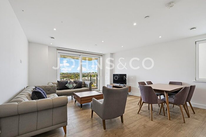 2 Bedroom Flat To Rent In Beck Square Square, London, E10