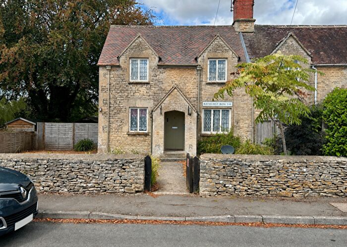 3 Bedroom Semi-Detached House For Sale In Coates, Cirencester, GL7