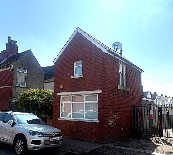 1 Bedroom Property To Rent In Universal Street, Cardiff, CF11
