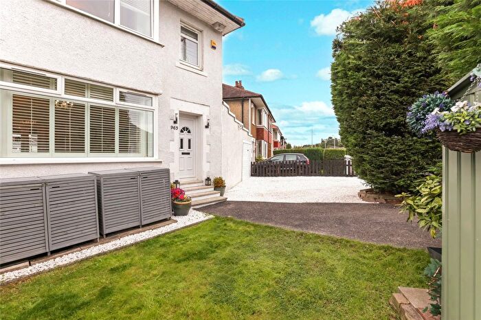 3 Bedroom Semi-Detached House For Sale In Crookston Road, Glasgow, Glasgow City, G53