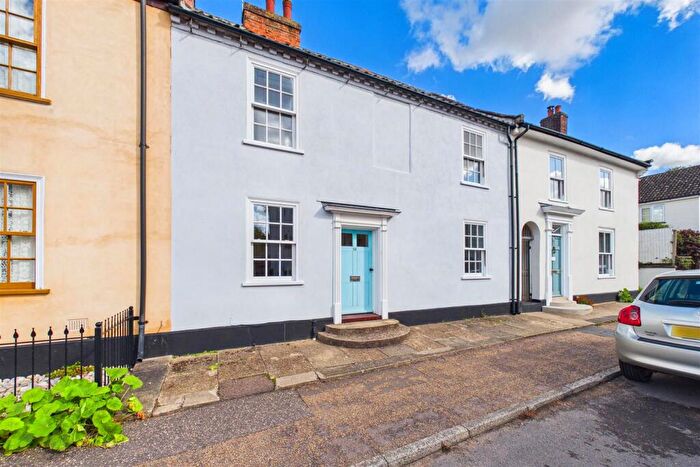 4 Bedroom Terraced House For Sale In Quay Street, Halesworth, IP19